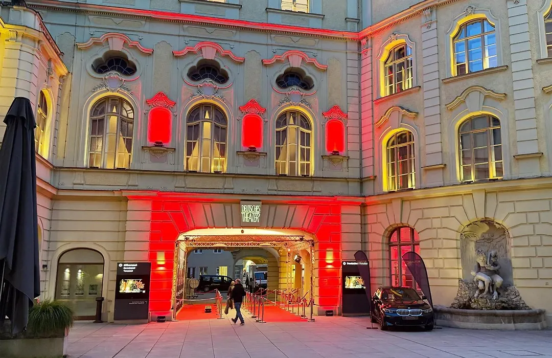 Hotel Deutsches Theater Landwehrstraße-1