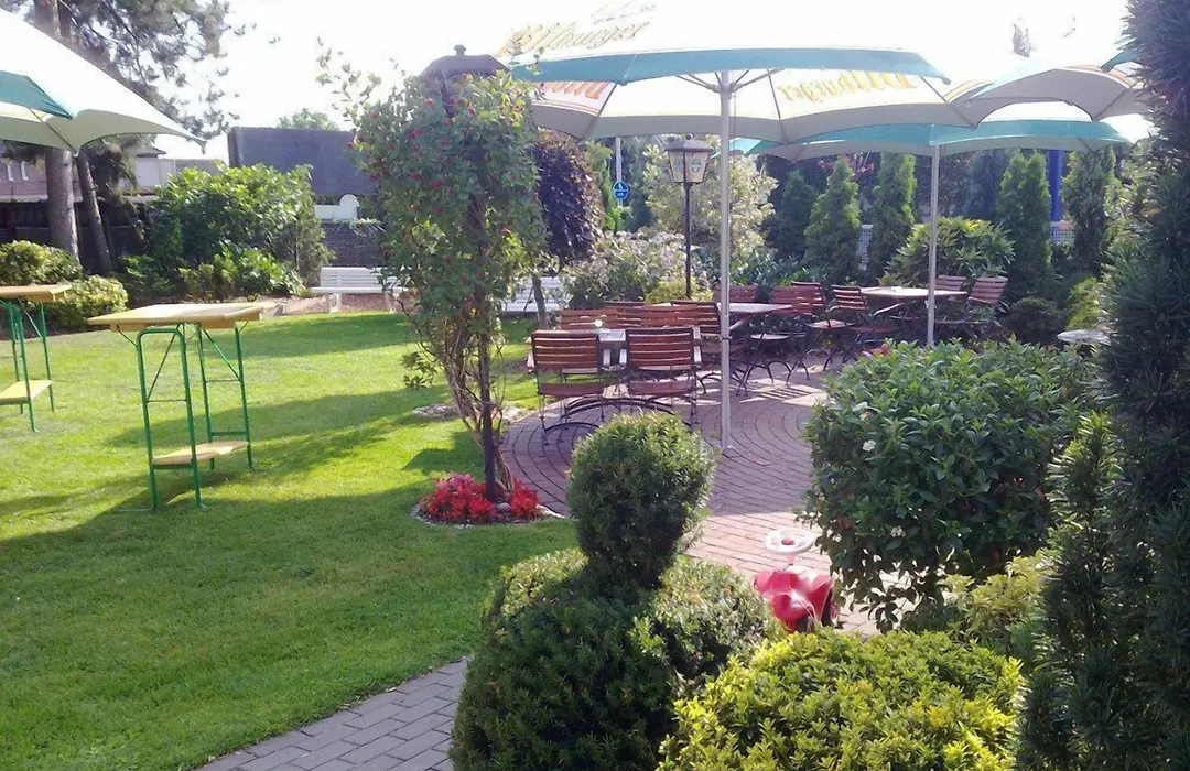 Hotel Am Wintergarten-1