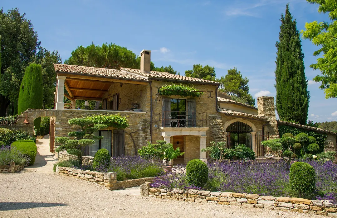 Domaine Les Roullets-1
