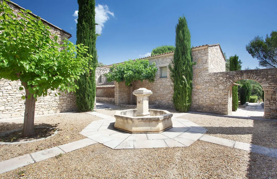 Résidence Prestige Odalys La Bastide des Chênes-1