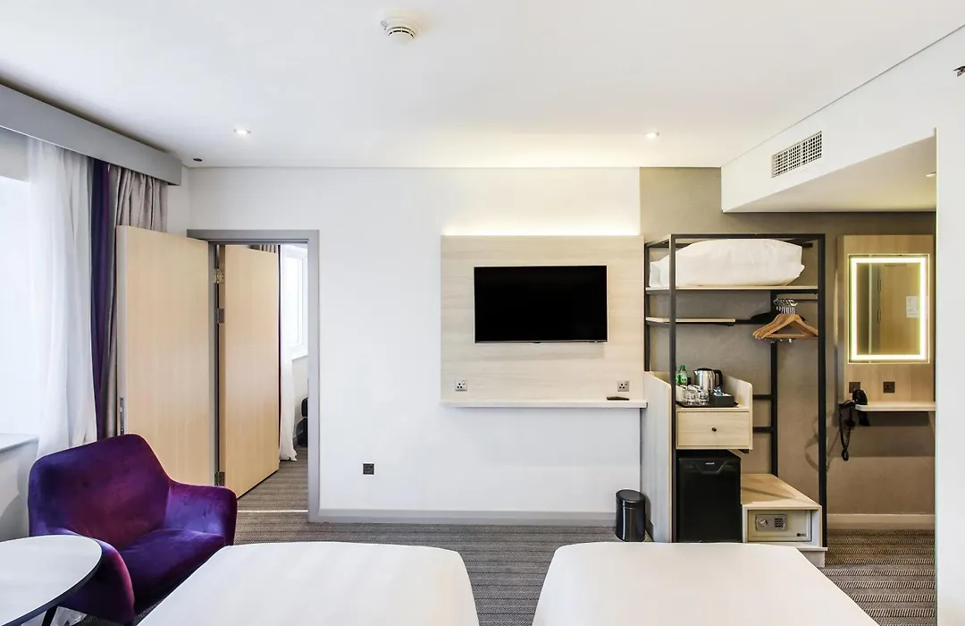 Premier Inn Abu Dhabi Capital Centre-1