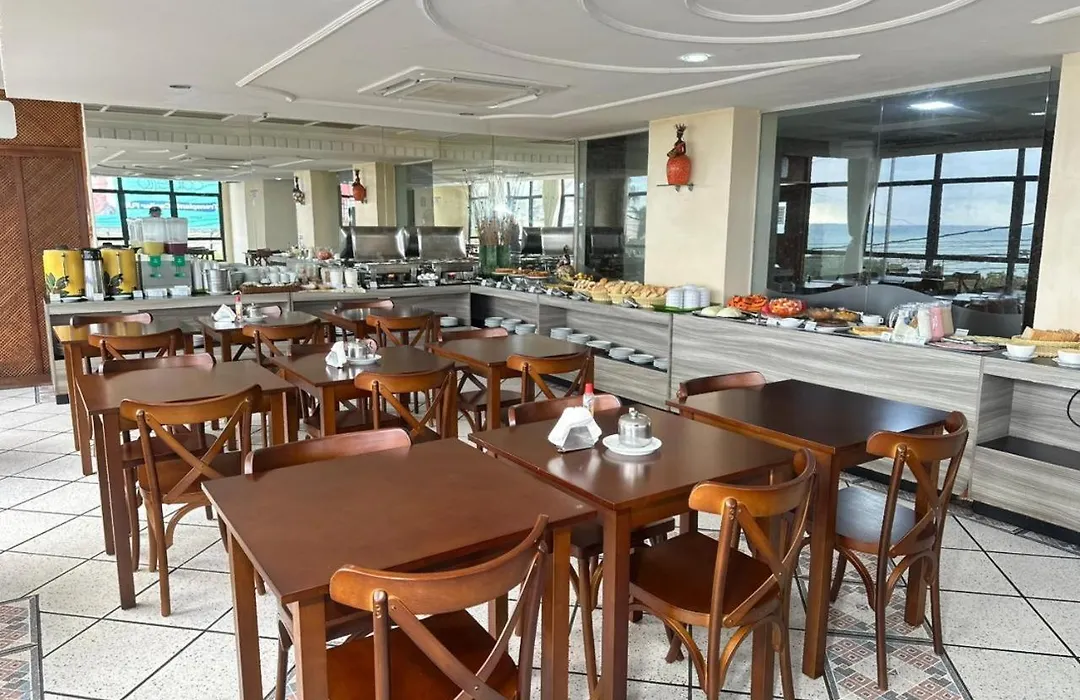 Yak Beach Hotel Ponta Negra-1