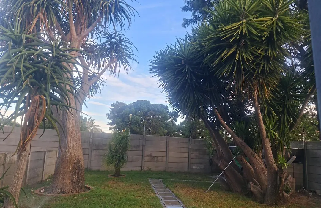 Hasate Guest House ,4 St James Street Oakdale Belliville Cape Town South Africa-1