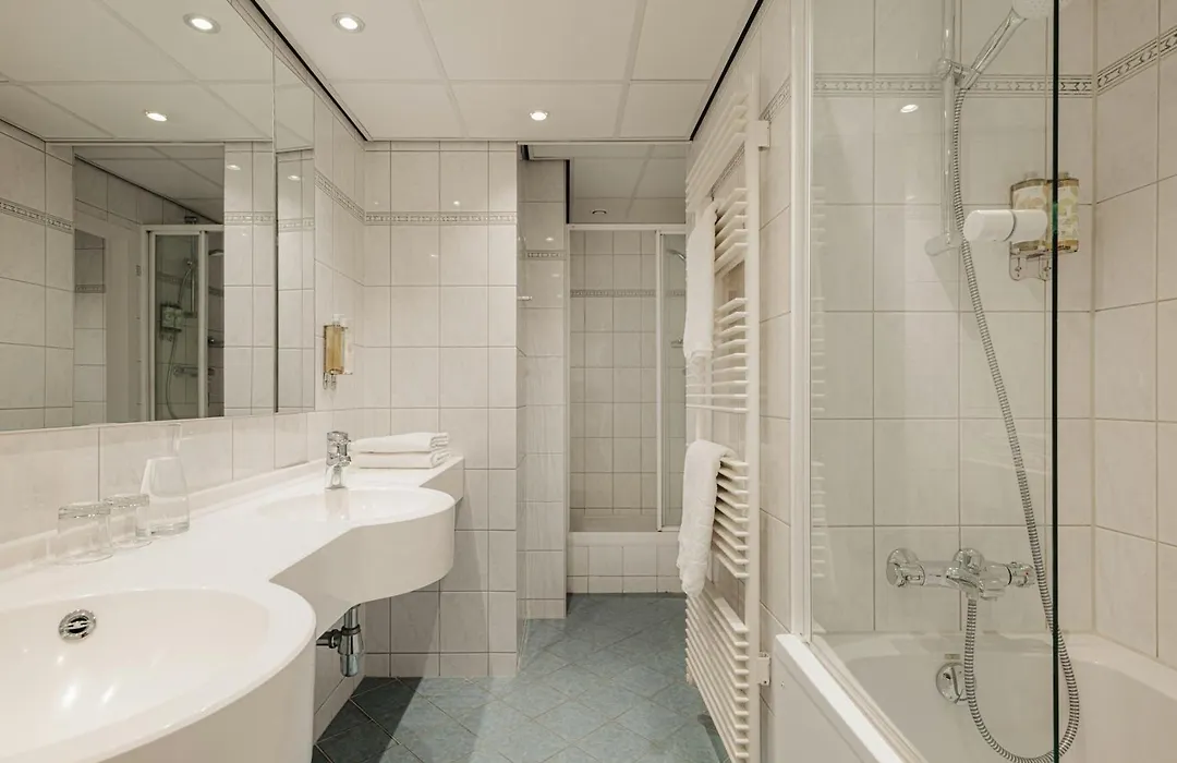 Leonardo Hotel Den Haag Babylon-1