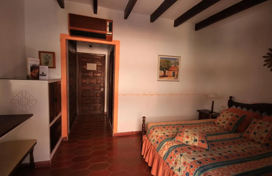 Petit Hotel Ses Rotges - Only Adults-1