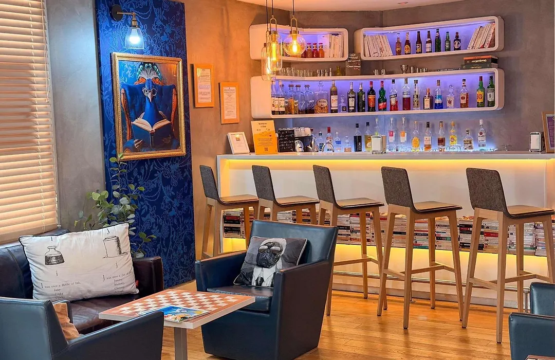 Ibis Styles Paris Tolbiac Bibliotheque-1