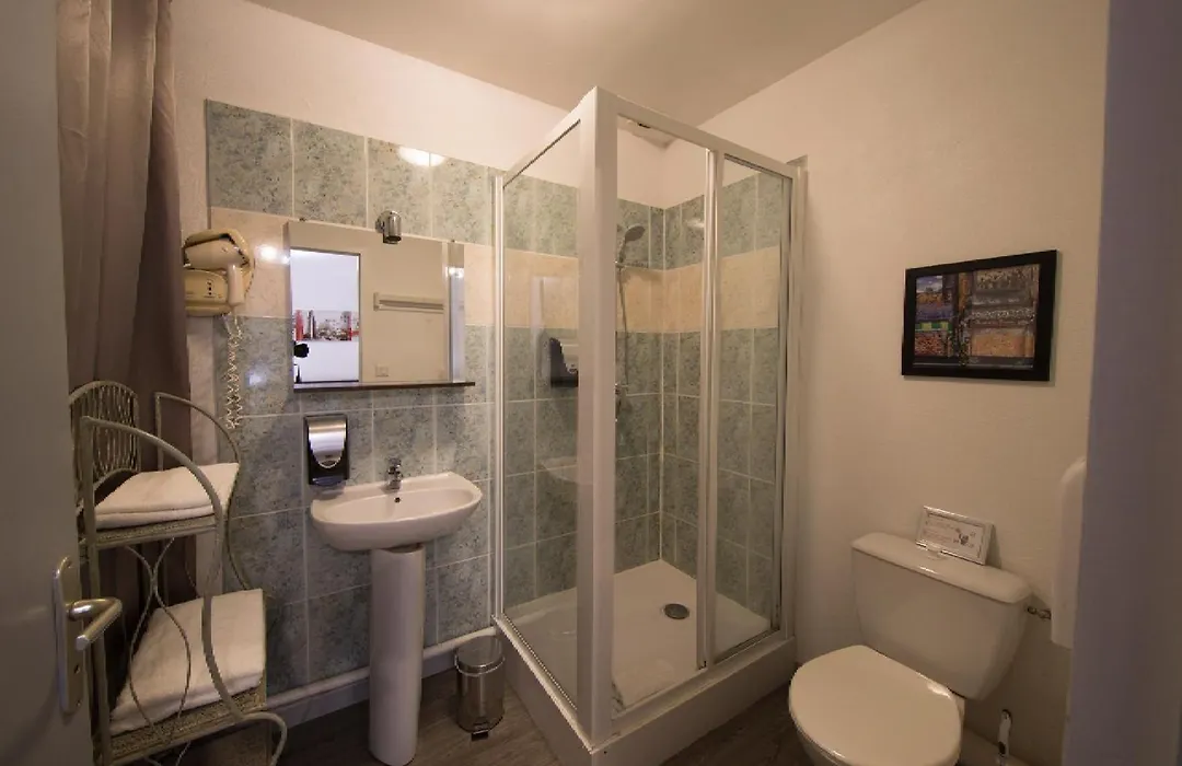 Les Terrasses de Saumur - Hôtel&Appartements - Restaurant&Spa (Logis)-1