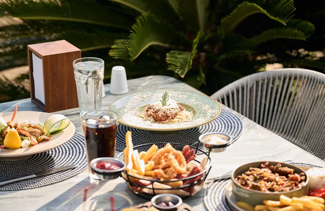 Elysee Beach Hotel-1