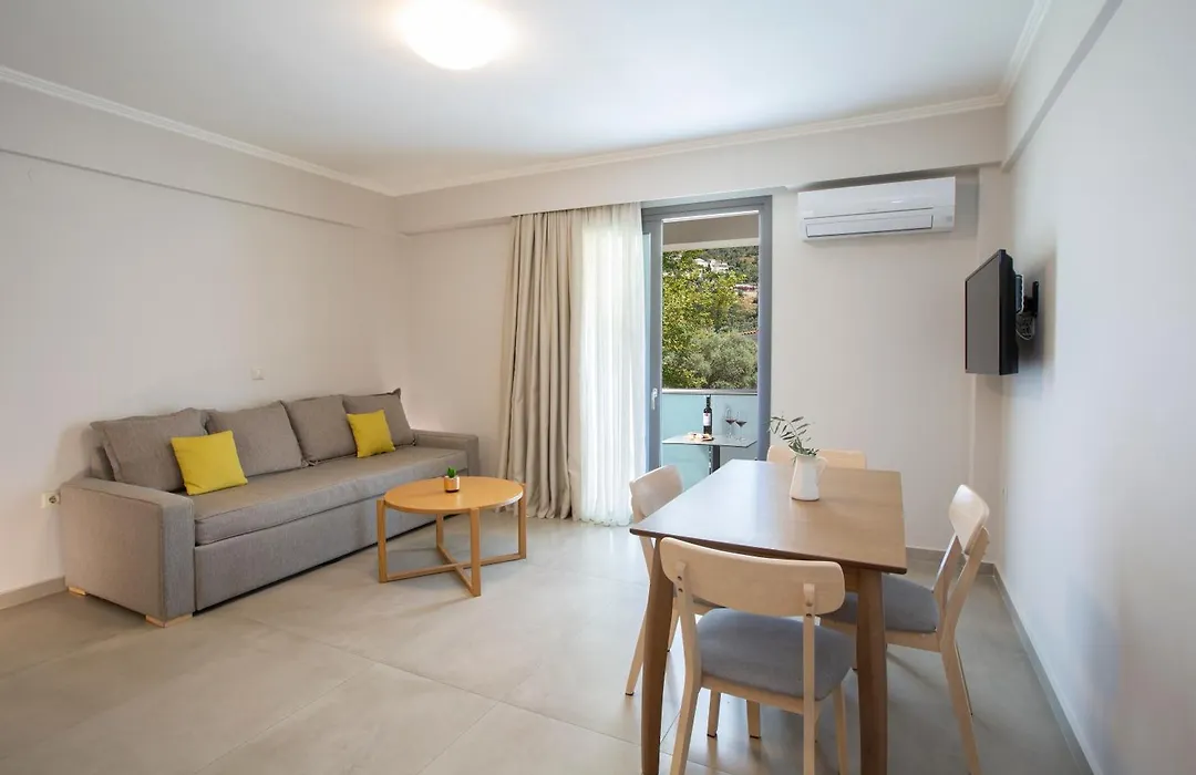 Zisis Suites-1