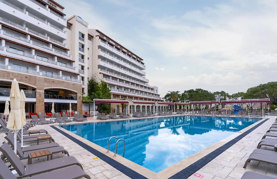 Batihan Beach Resort & Spa-1