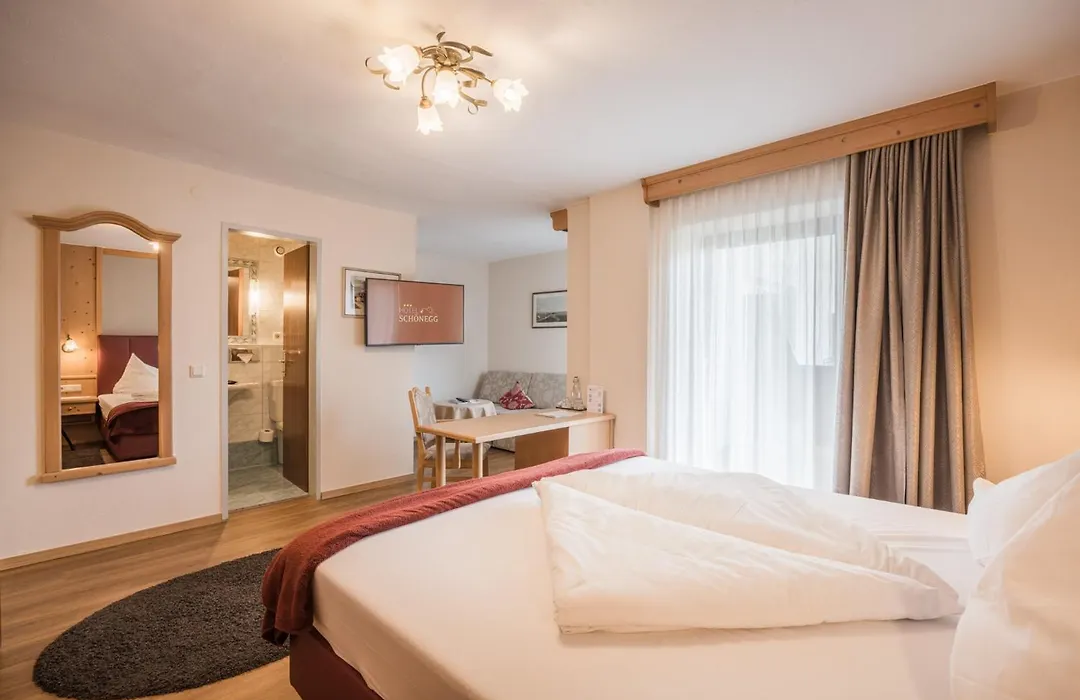 Hotel Schoenegg-1