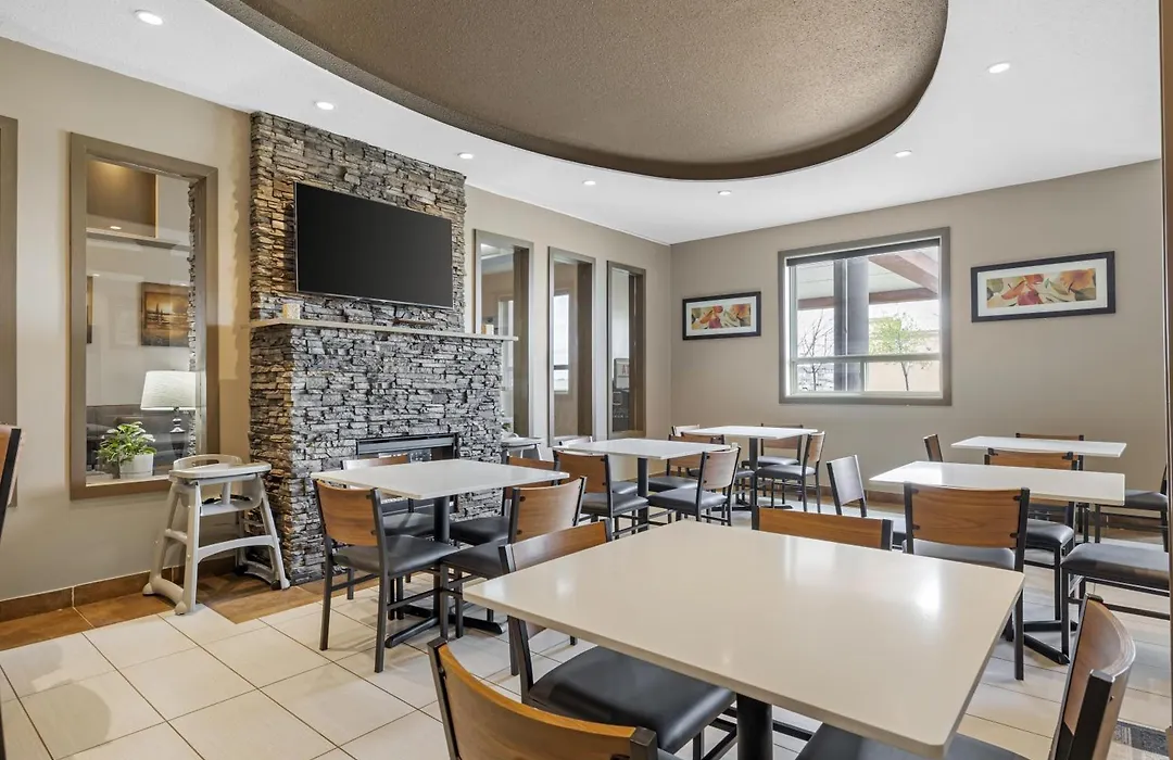 Best Western Estevan Inn & Suites-1