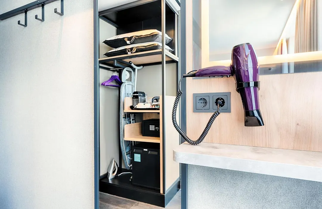 Premier Inn Hamburg St. Pauli-1