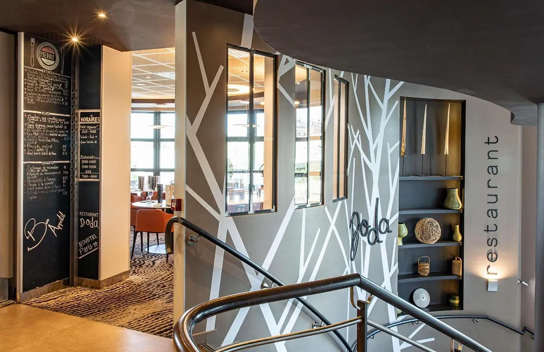 Novotel Paris 14 Porte d'Orléans-1