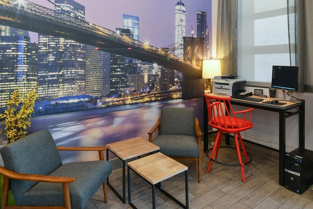 Red Lion Inn And Suites Brooklyn-1
