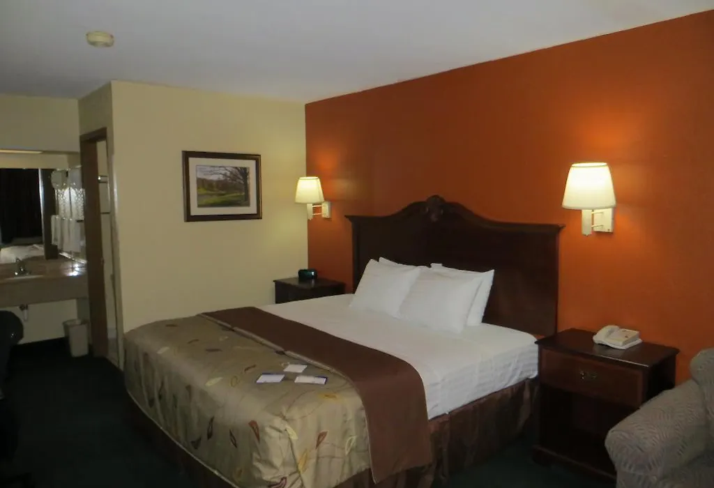 Econo Lodge - Cuba-1