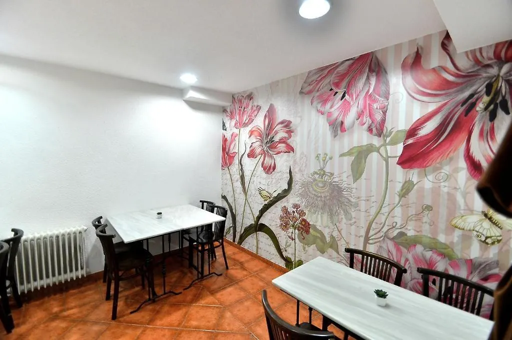 Residencia Ziri-1