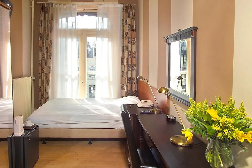 Hotel Rembrandt-1