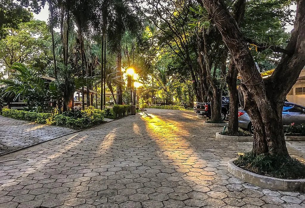 Hotel Parque Das Primaveras-1