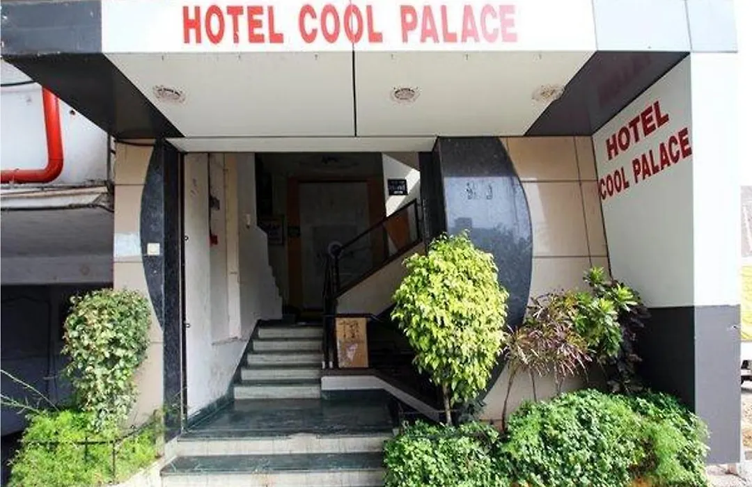 Cool Palace Hotels-1