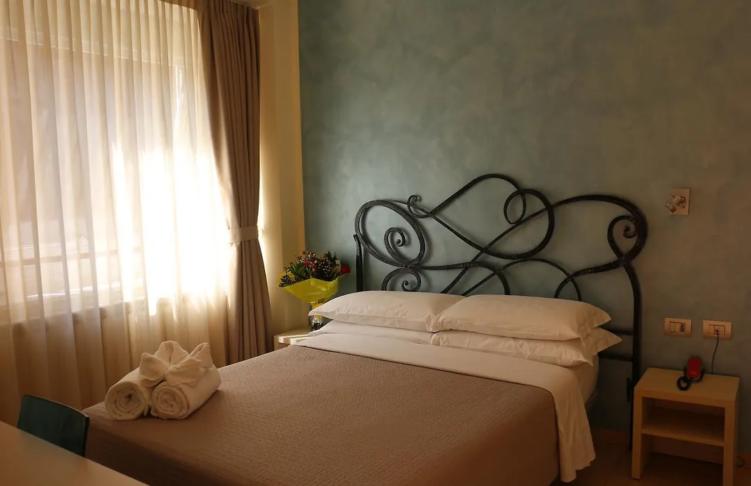 Hotel La Madonnina-1