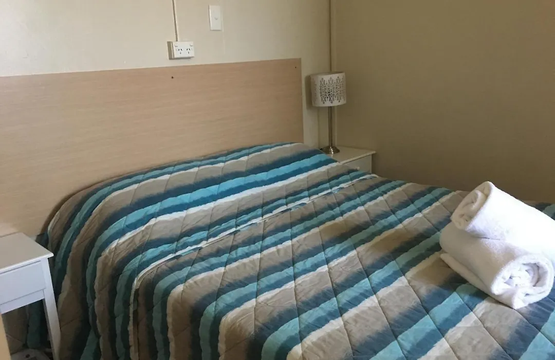 Plantation Park Motor Inn-1