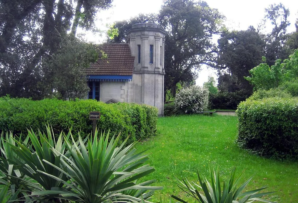 Hotel Domaine Du Breuil Cognac-1