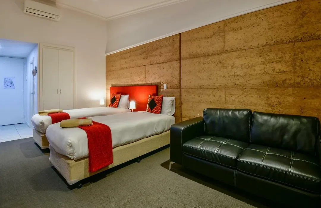 Crossroads Ecomotel-1