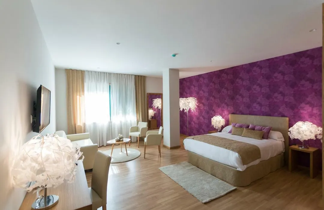 Hotel A Roldana-1