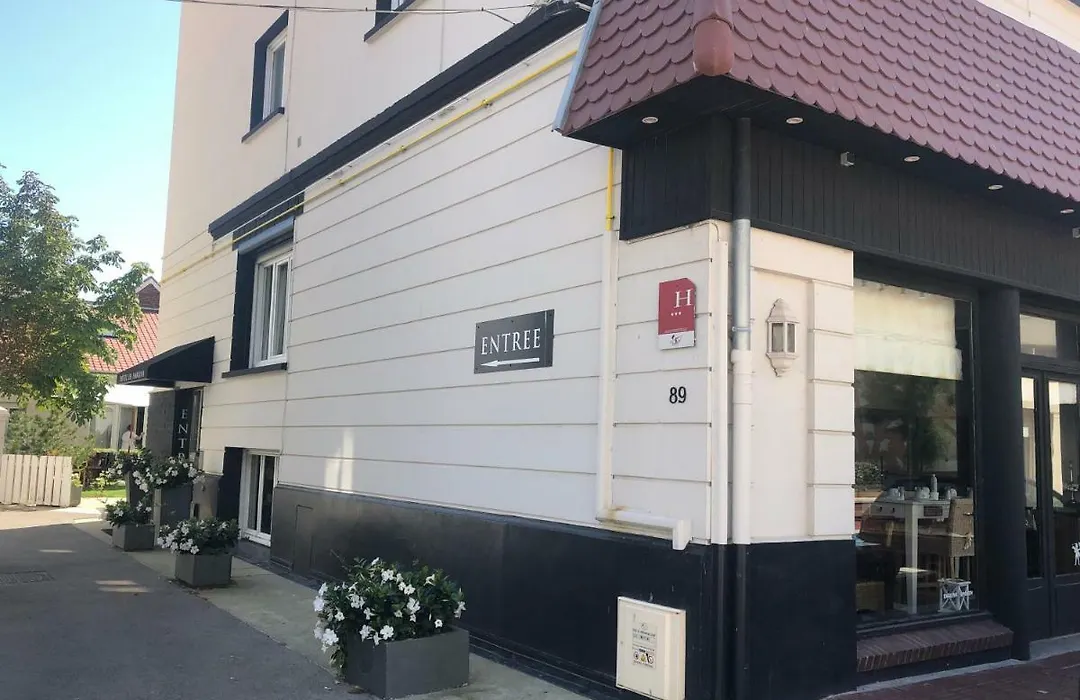 Hotel Les Embruns-1