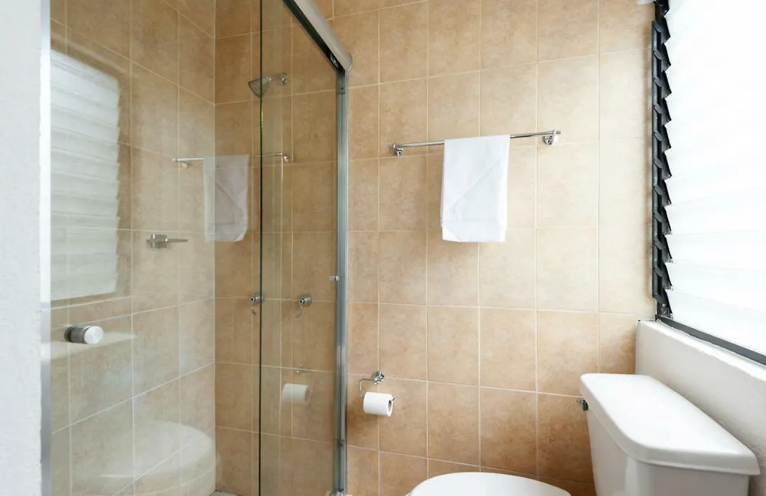 Cuarto privado las lomas-1