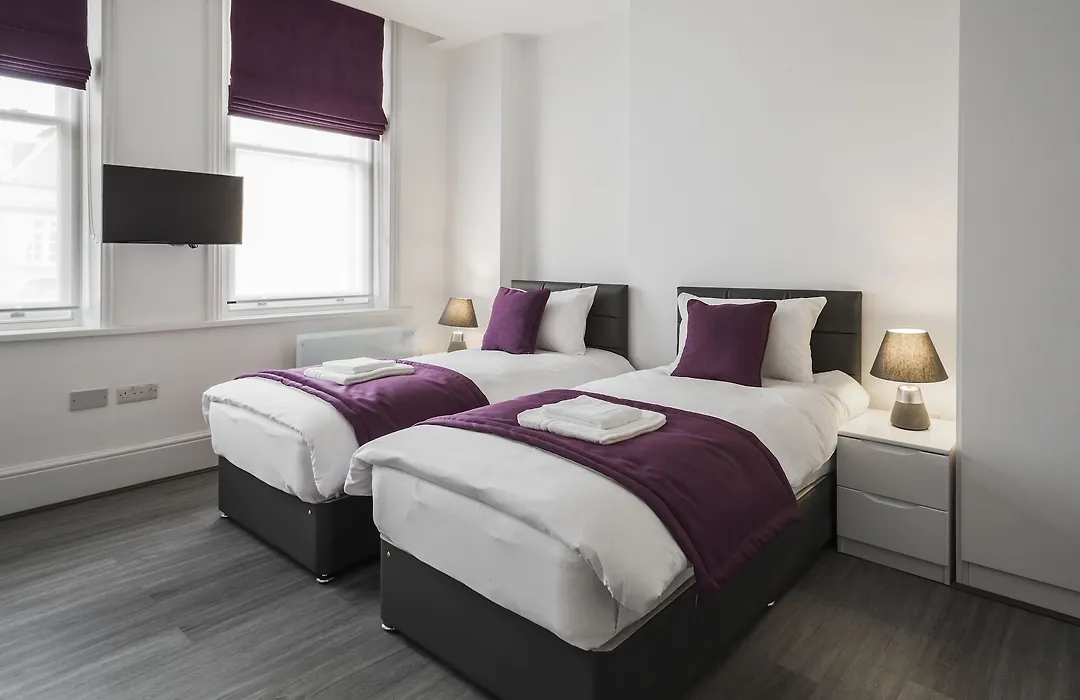 Smart Stay Swiss Cottage-1