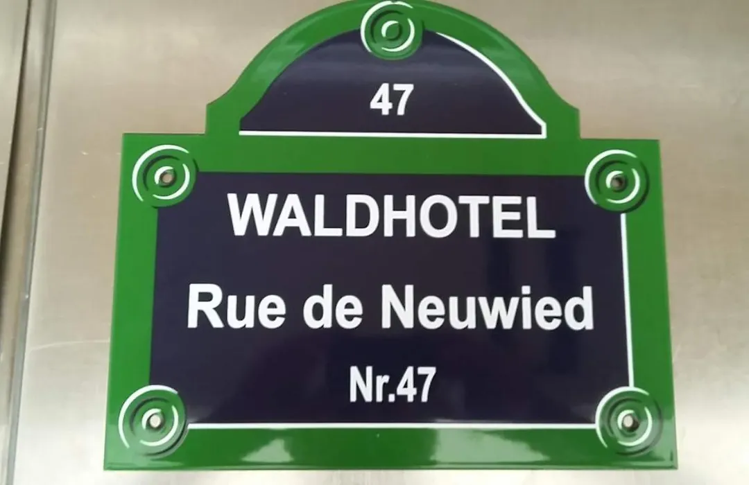Waldhotel-1