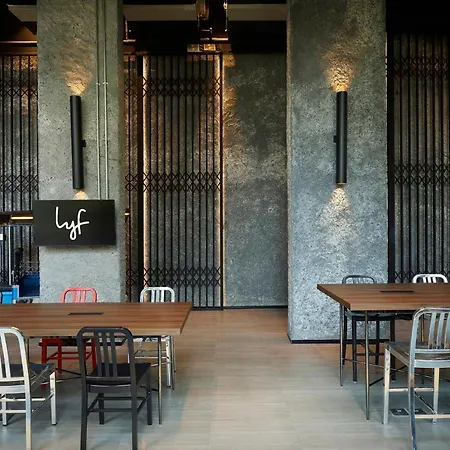 Lyf Sukhumvit 8 Bangkok-3