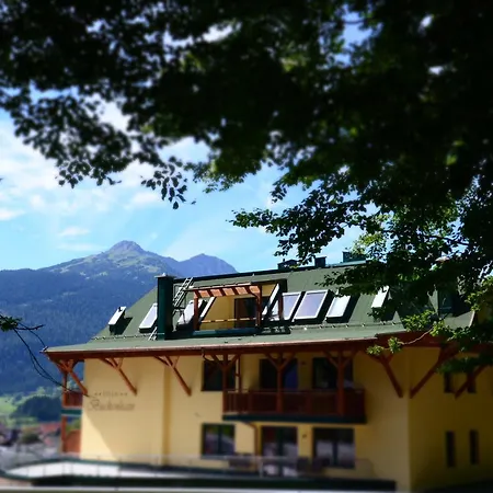 Villa Buchenhain-3