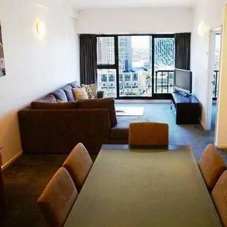 Riverside Apartments Melbourne-2