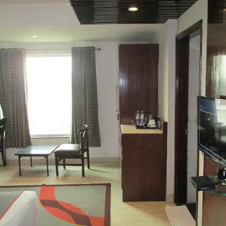 Broadway Inn-2