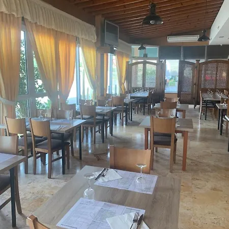 Hostal El Perejil-2