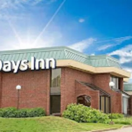 Days Inn By Wyndham Rolla-3
