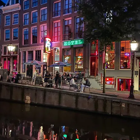Hotel & Bar Royal Taste Amsterdam-2