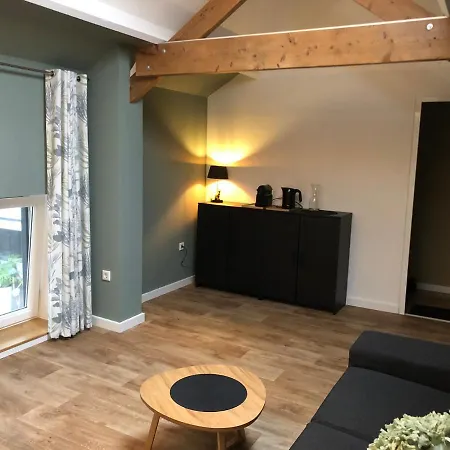 B&B Emma-3