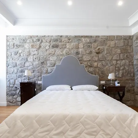 Villa Pia Suites-2