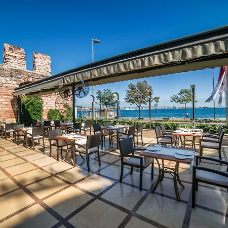 Radisson Hotel Istanbul Sultanahmet-2