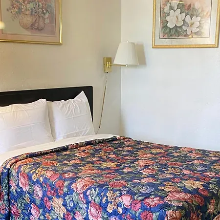 Oak Grove Inn-2