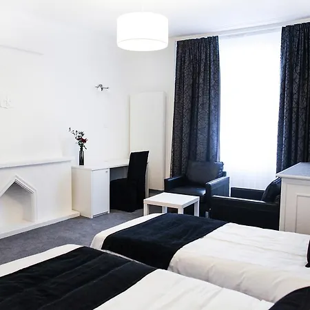 Hotel Satellite-2