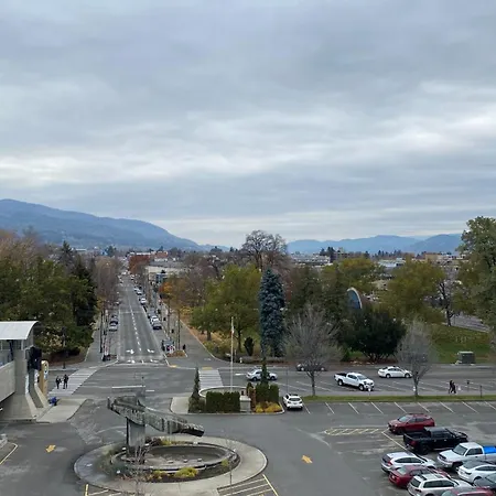 Penticton Lakeside Resort-3