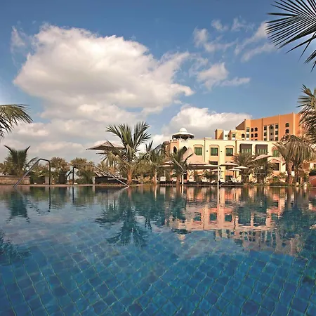 Shangri-La Hotel Apartments Qaryat Al Beri-2
