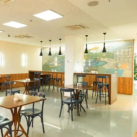 Days Inn by Wyndham Rio de Janeiro Lapa-3
