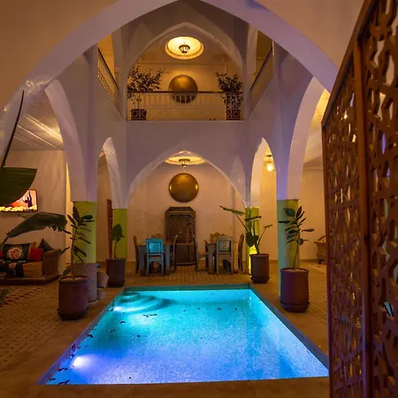 Riad Petite Rose Avec Piscine-3