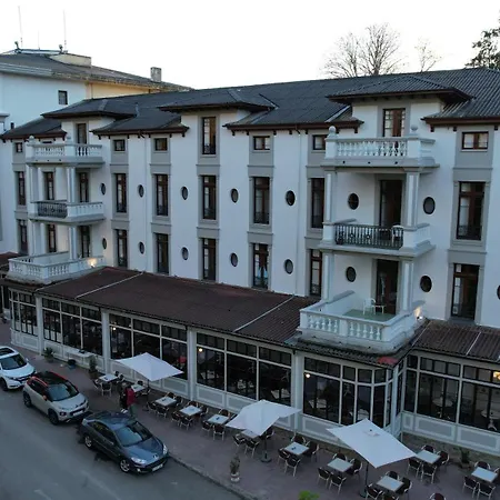Gran Hotel Balneario de Liérganes-2